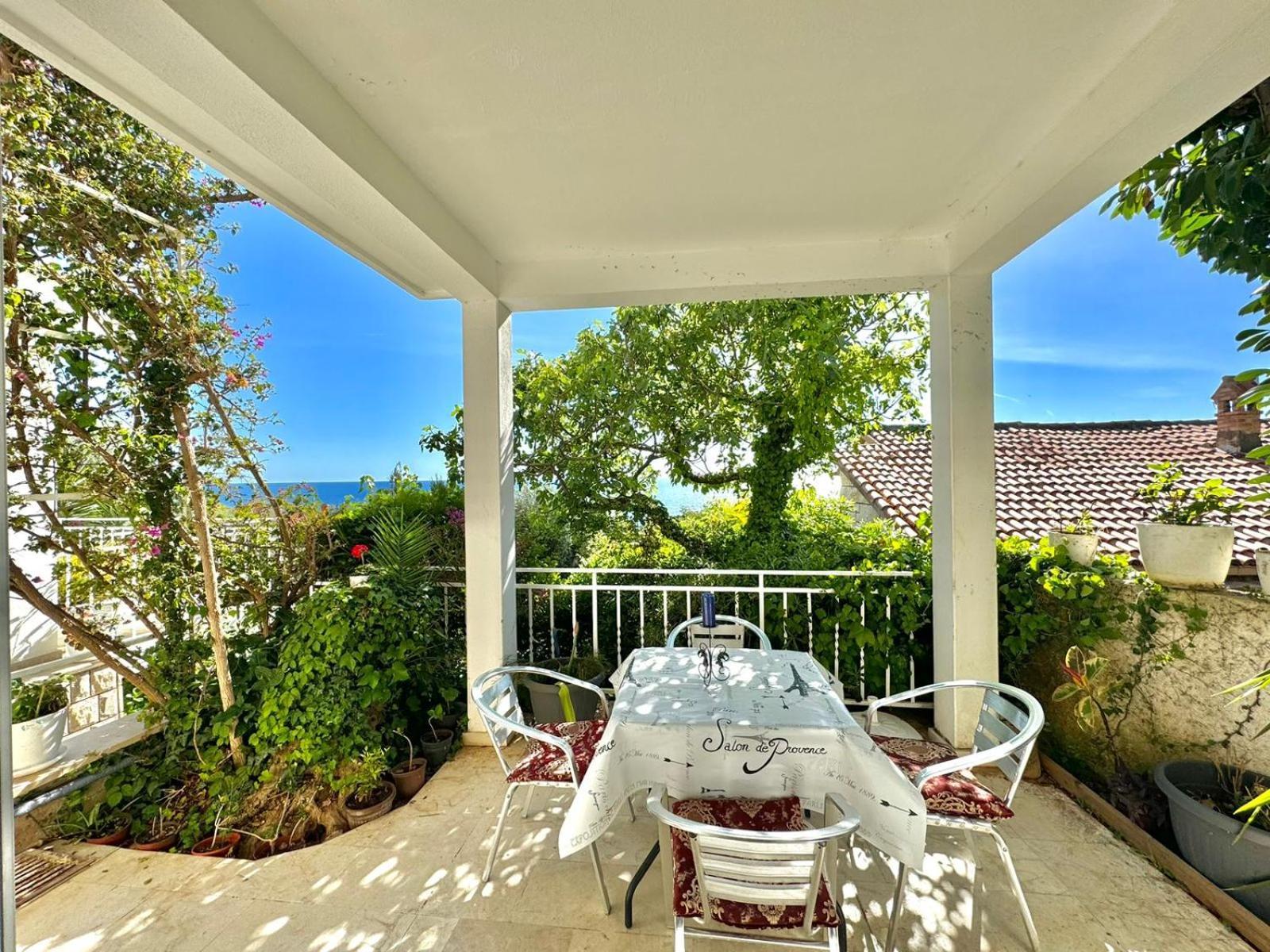 Sun Rose Apartments Sveti Stefan Esterno foto